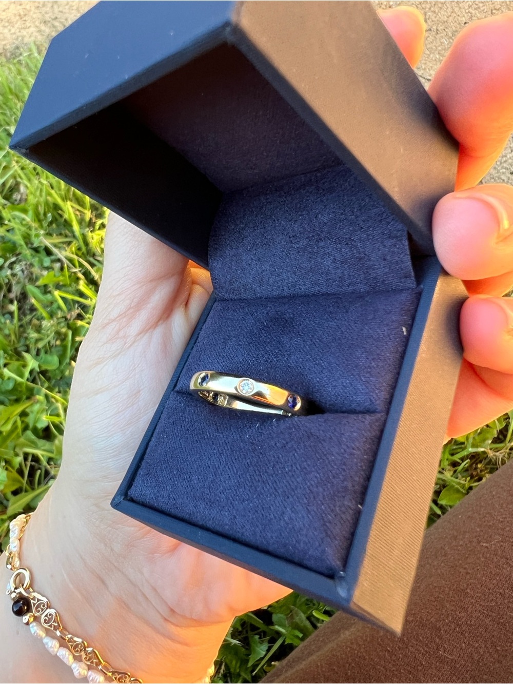 10k Solid Gold Band Ring with sapphire and diamond accents - Picture 9 of 9